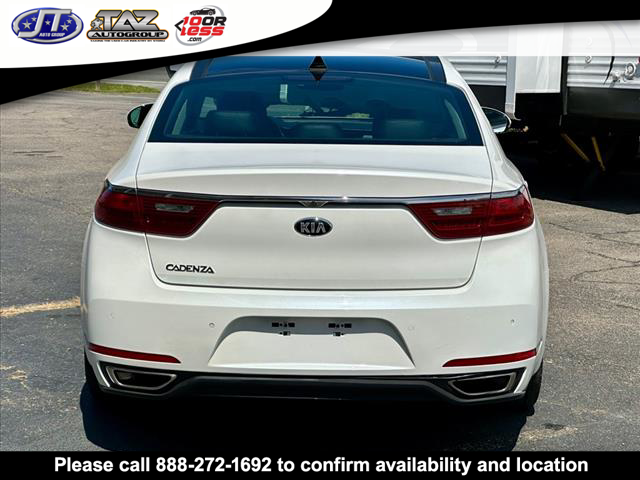 2017 Kia Cadenza Premium