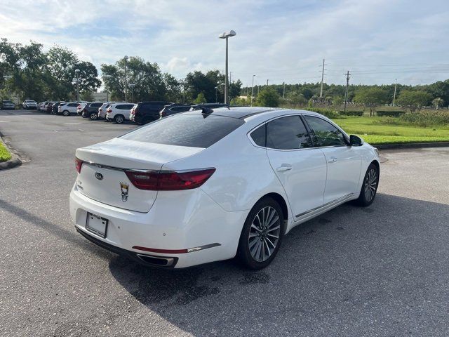 2017 Kia Cadenza Premium