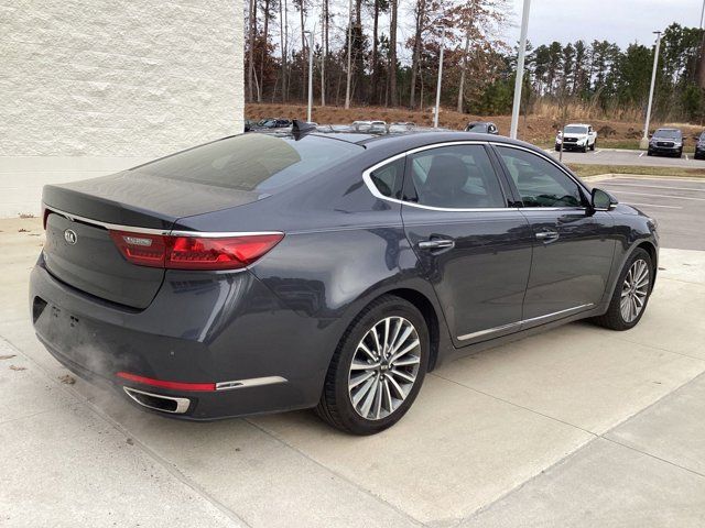 2017 Kia Cadenza Premium