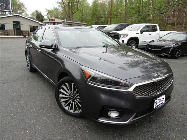 2017 Kia Cadenza Premium