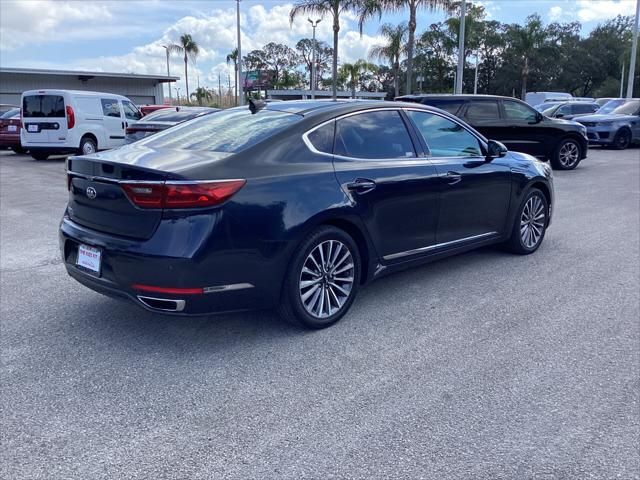 2017 Kia Cadenza Premium