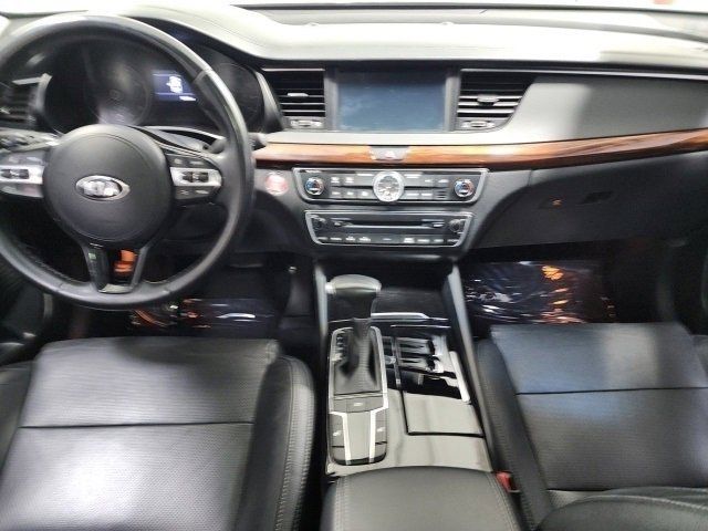 2017 Kia Cadenza Premium