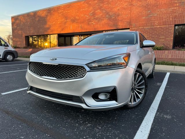 2017 Kia Cadenza Premium