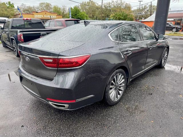 2017 Kia Cadenza Premium