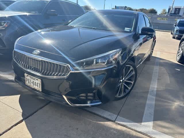 2017 Kia Cadenza Technology