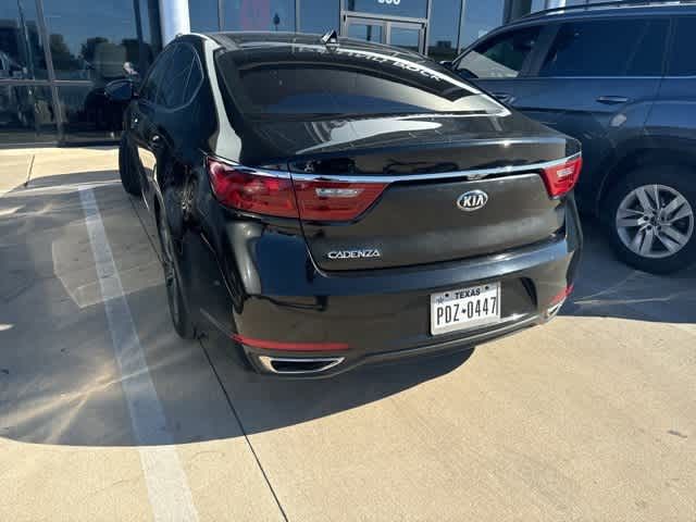 2017 Kia Cadenza Technology