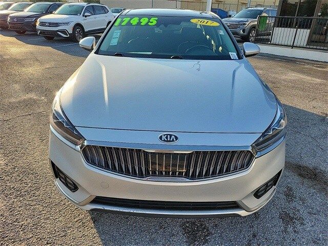 2017 Kia Cadenza Technology