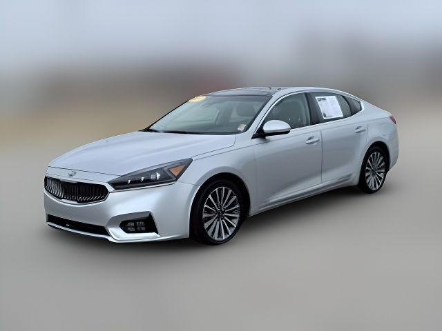 2017 Kia Cadenza Technology