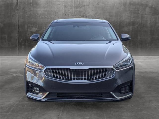 2017 Kia Cadenza Technology