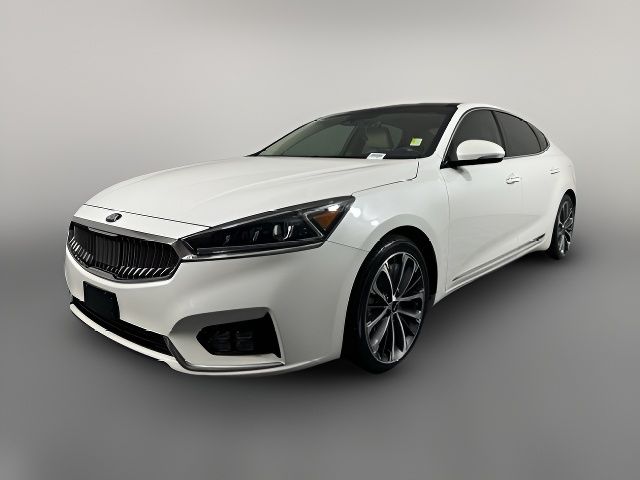 2017 Kia Cadenza Technology