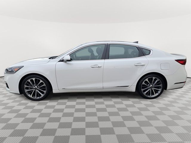 2017 Kia Cadenza Technology
