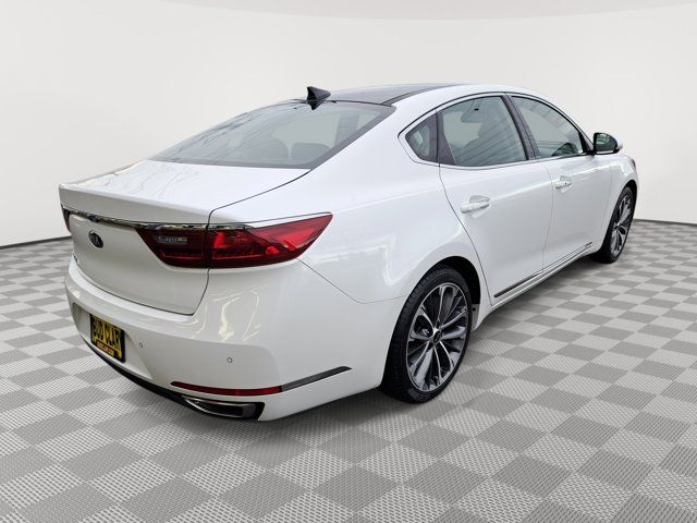 2017 Kia Cadenza Technology