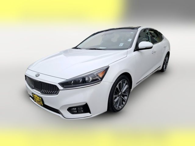 2017 Kia Cadenza Technology