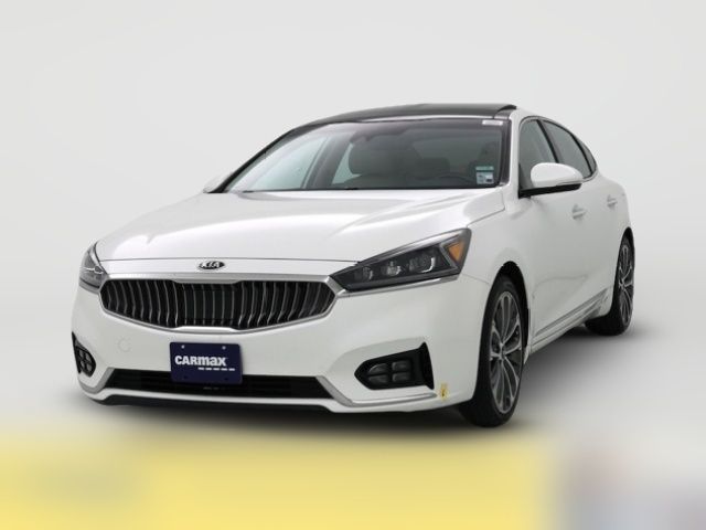 2017 Kia Cadenza Technology