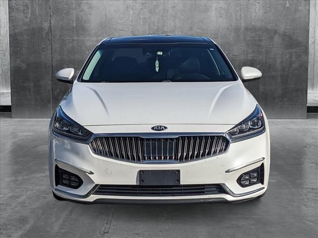 2017 Kia Cadenza Technology