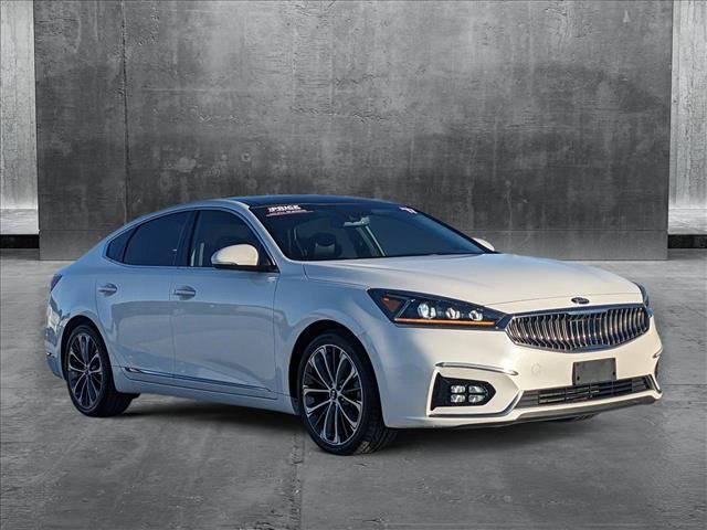 2017 Kia Cadenza Technology