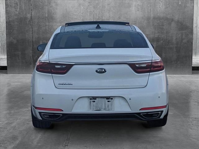 2017 Kia Cadenza Technology