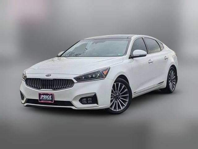 2017 Kia Cadenza Technology