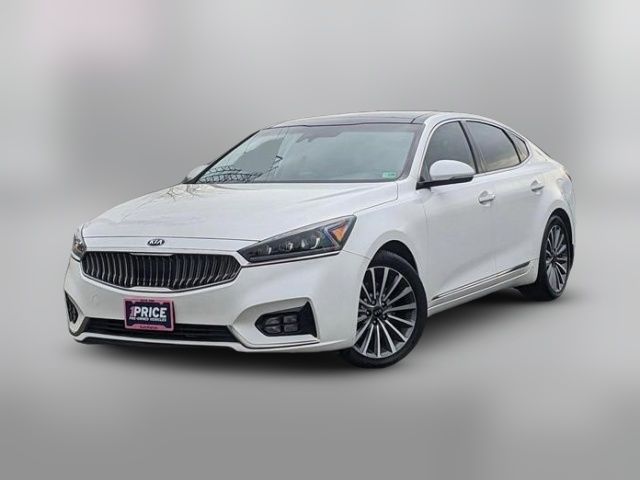 2017 Kia Cadenza Technology