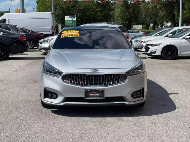 2017 Kia Cadenza Technology