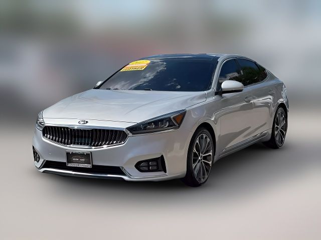 2017 Kia Cadenza Technology