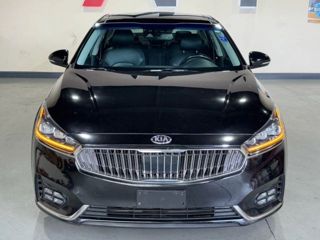 2017 Kia Cadenza Technology