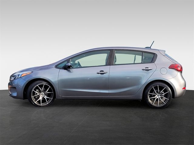 2017 Kia Forte5 EX