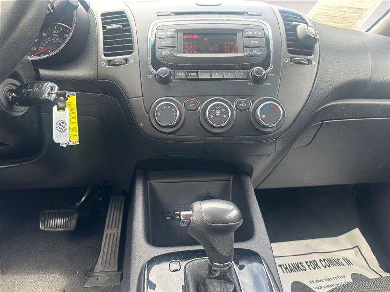 Vehicle image 11 of 14