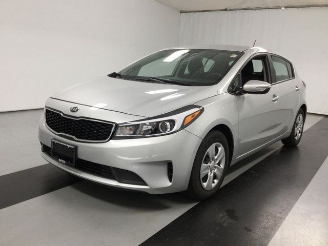 2017 Kia Forte5 LX