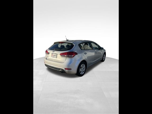 2017 Kia Forte5 LX