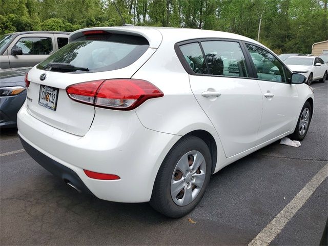 2017 Kia Forte5 LX