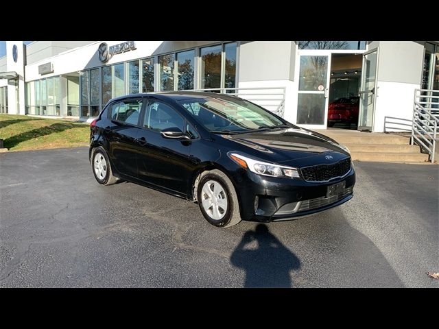 2017 Kia Forte5 LX