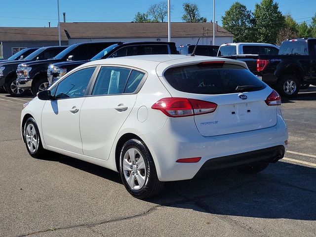 2017 Kia Forte5 LX