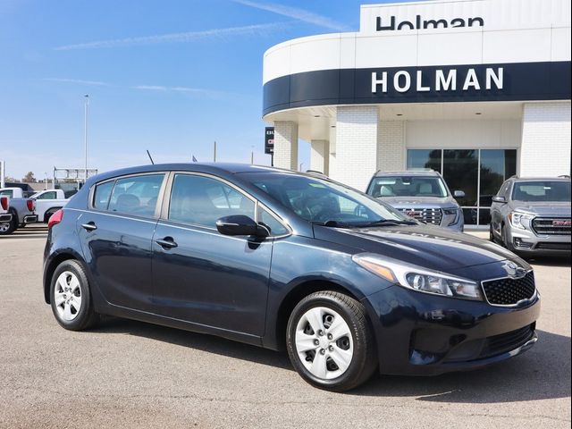 2017 Kia Forte5 LX