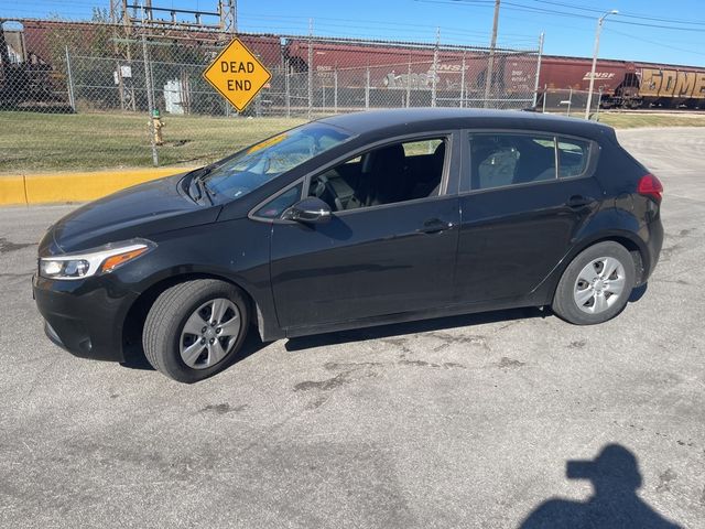 2017 Kia Forte5 LX