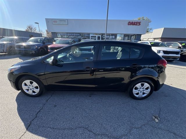 2017 Kia Forte5 LX