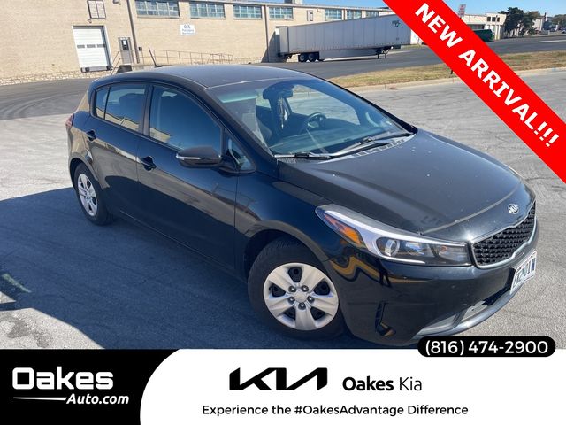 2017 Kia Forte5 LX