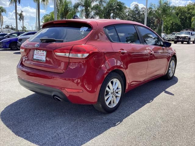 2017 Kia Forte5 LX