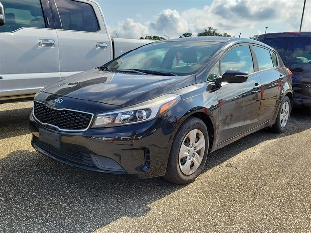 2017 Kia Forte5 LX