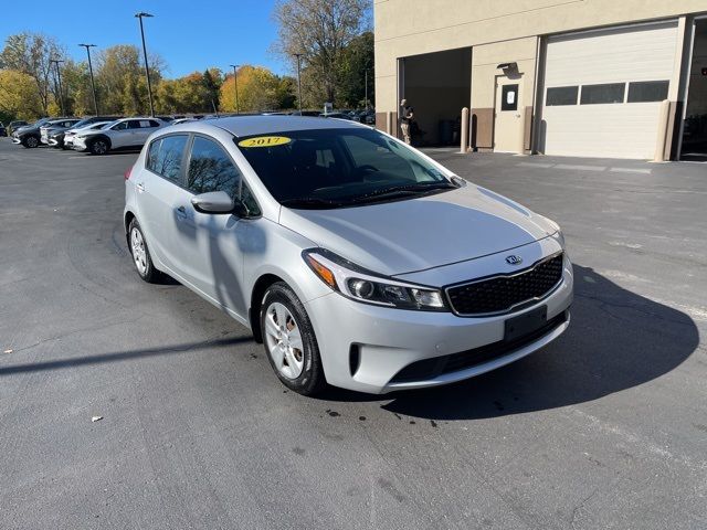 2017 Kia Forte5 LX