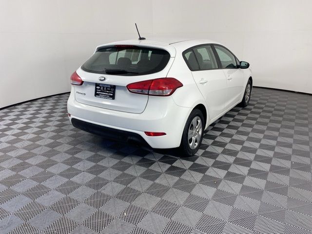 2017 Kia Forte5 LX