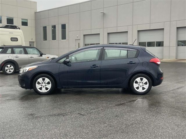 2017 Kia Forte5 LX