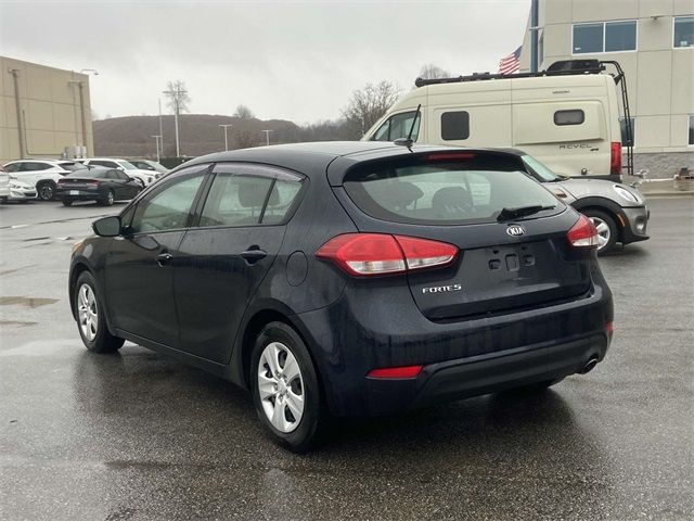 2017 Kia Forte5 LX