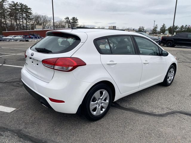 2017 Kia Forte5 LX