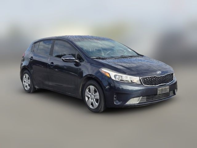 2017 Kia Forte5 LX