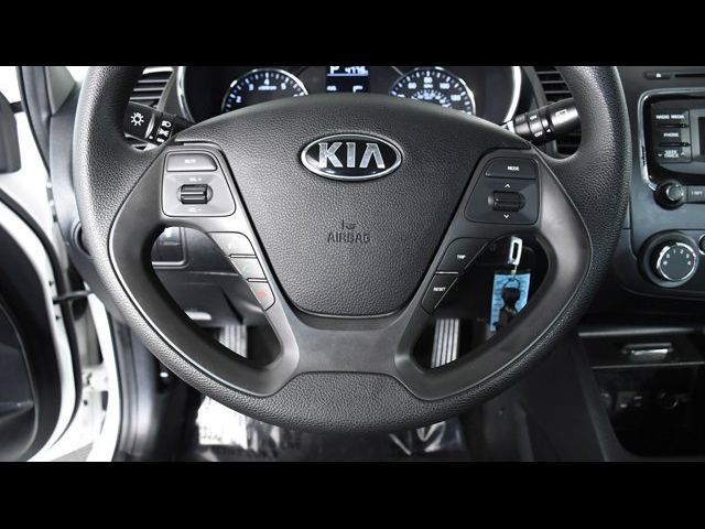 2017 Kia Forte5 LX