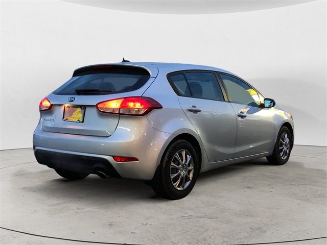 2017 Kia Forte5 LX