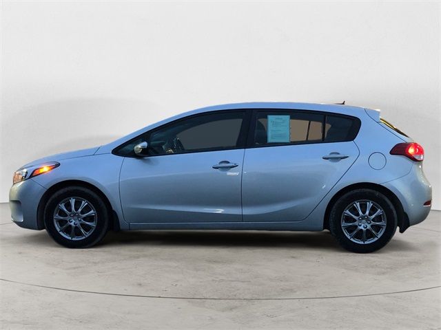 2017 Kia Forte5 LX