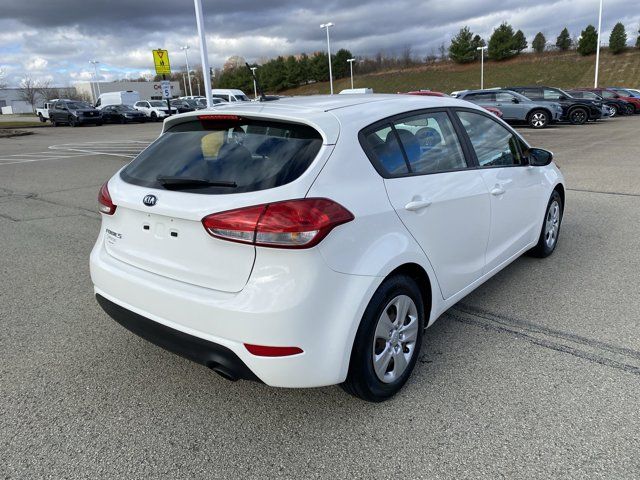 2017 Kia Forte5 LX