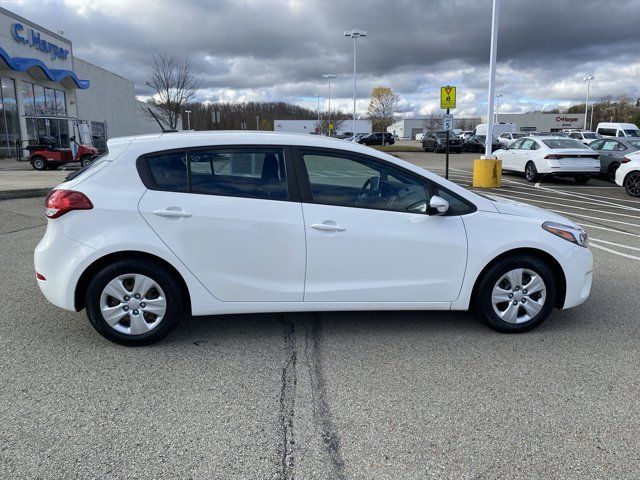 2017 Kia Forte5 LX